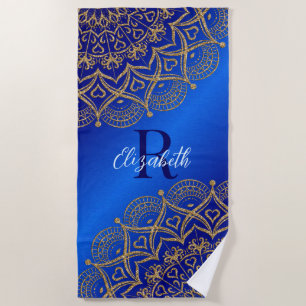 Serviette De Plage Élégant Monogramme Royal Blue et Gold Mandala