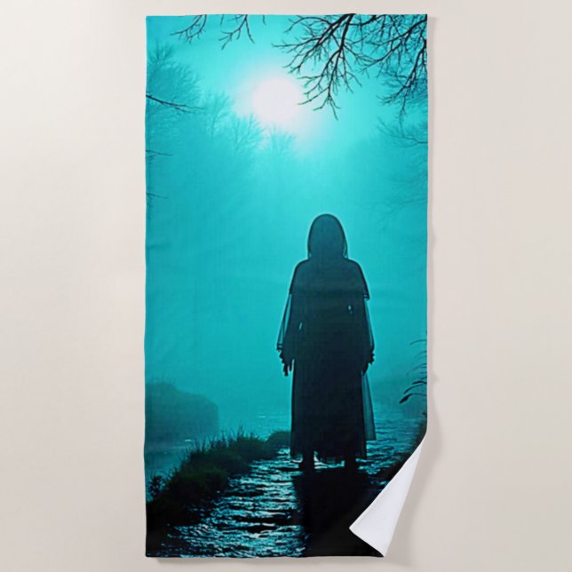 Serviette De Plage Figure de fantôme dans Haunted Woods Design (Devant)