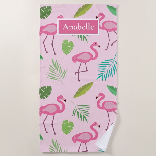 Serviette De Plage Flamingo rose et feuilles tropicaux personnalisés (Devant)
