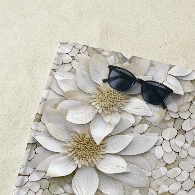 Serviette De Plage Fleurs de Lotus Blanc Or (En situation)