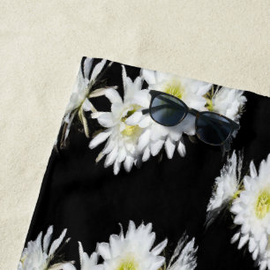 Serviette De Plage Fleurs De Minuit : Fleurs De Cactus Blancs Sur Noi