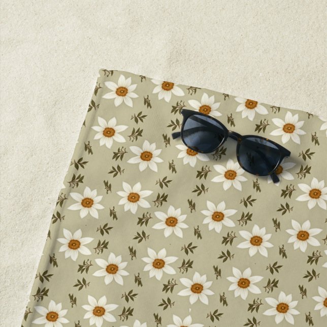Serviette De Plage Fleurs décoratives en blanc et beige (En situation)