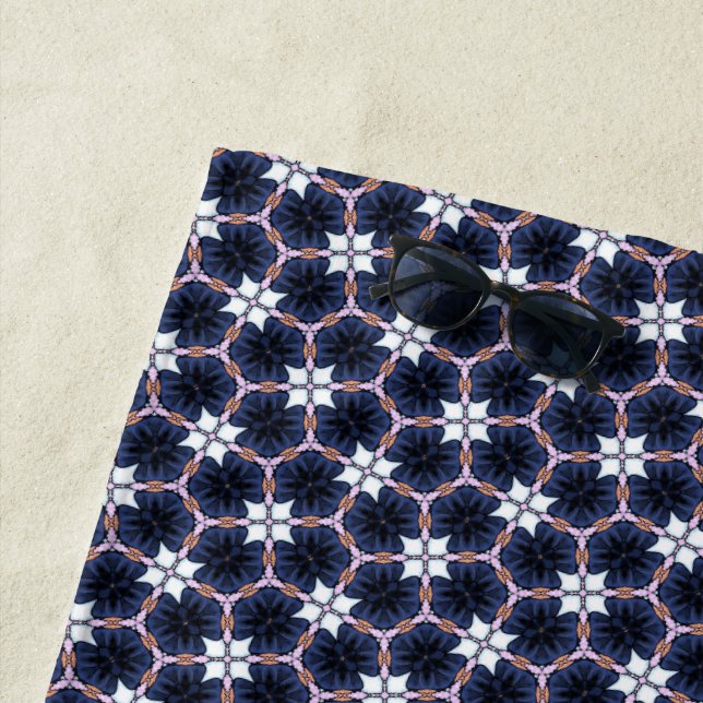 Serviette De Plage Floral bleu de minuit (En situation)