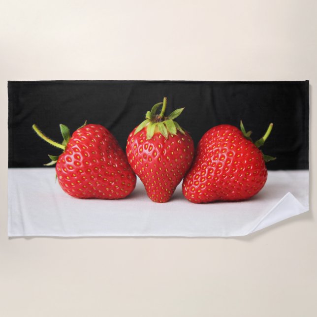 Serviette De Plage Fraises Sur Noir Sur Blanc Btcna (Devant)