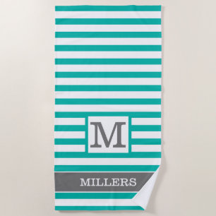 Serviette De Plage Green Grey White Striped Nom de famille Monogramme