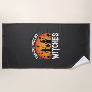 Serviette De Plage La suspension d'Halloween avec mes sorcières lune