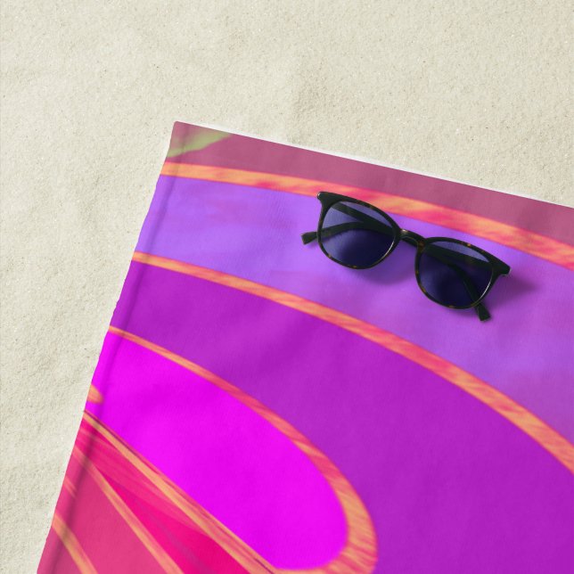 Serviette De Plage Lignes courbes soyeuses abstraites en rose (En situation)