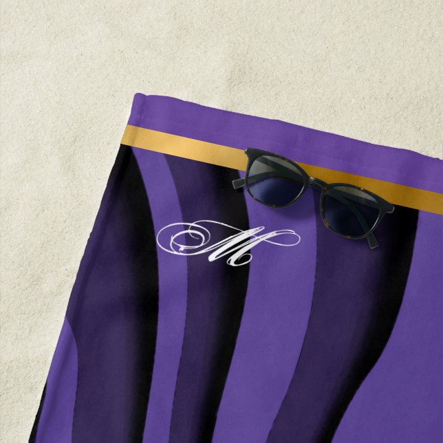 Serviette De Plage Luxe Soft Purple Gold 3D Zebra Wave (En situation)