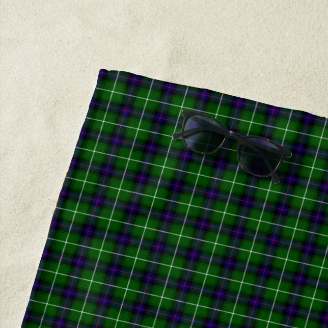 Serviette De Plage MacDonald tartan bleu vert plaid (En situation)