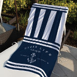 Serviette De Plage Marine marine marine marine et Ancre à bande blanc<br><div class="desc">Une serviette de plage moderne et branchée au design marin de l'océan est parfaite pour les amoureux de l'océan. Le design se compose d'un motif moderne à rayures bleues et blanches de marine avec une combinaison d'épais rayures verticales et de fines rayures horizontales pour créer ce design nautique moderne. "Ocean...</div>