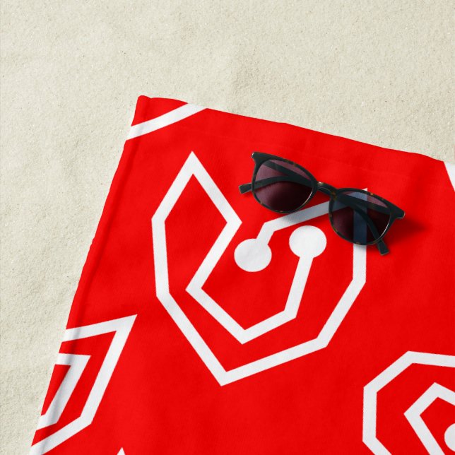 Serviette De Plage Mazes de la Saint Valentin blanche (En situation)