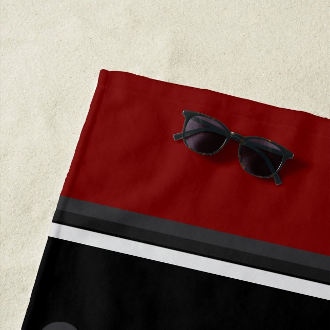 Serviette De Plage Mi-siècle moderne rouge, noir et gris (En situation)