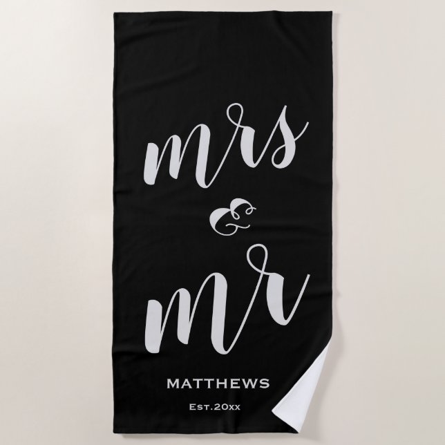 Serviette De Plage Moderne Style Noir Mme & M. Nom Date Personnalisé (Devant)
