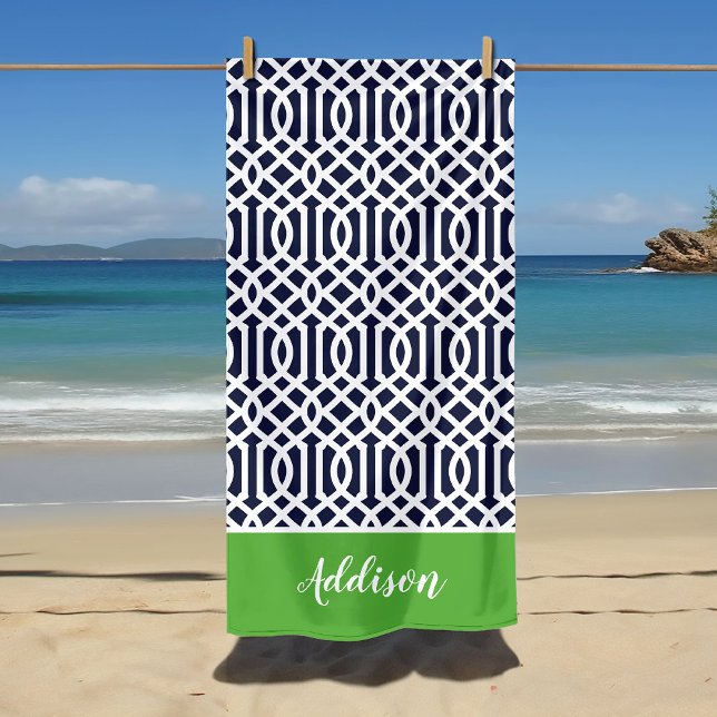 Serviette De Plage Monogramme de treillis vert et marine (Créateur téléchargé)