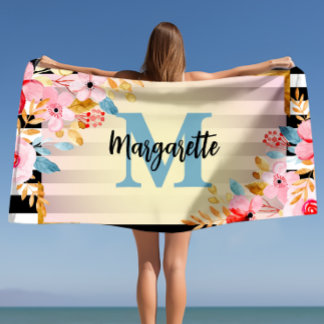 Serviette De Plage Monogramme et nom floral aquarelle rose d'été