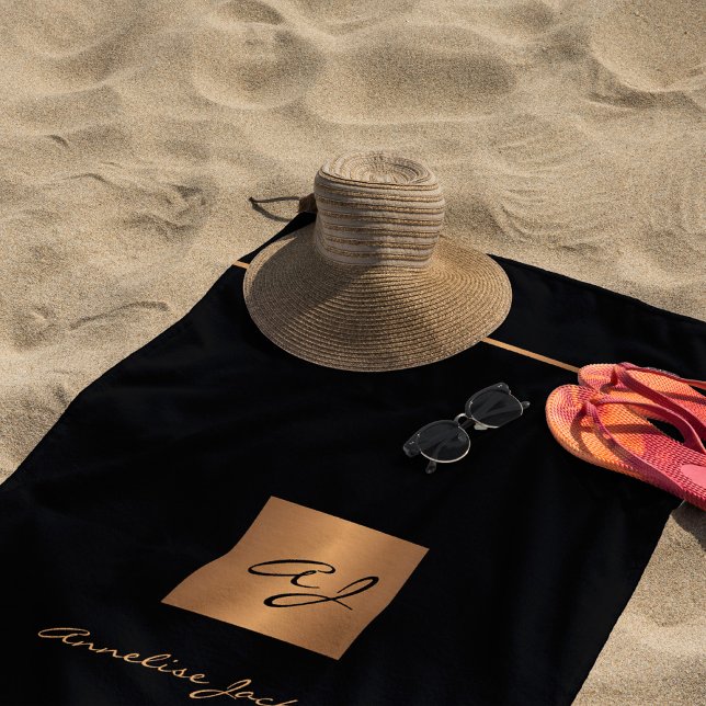 Serviette De Plage Monogramme moderne personnalisé or noir élégant (Créateur téléchargé)