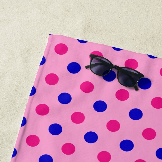 Serviette De Plage Motif à pois rose bleu rose (En situation)