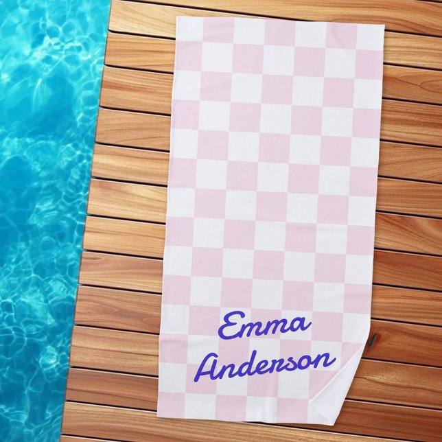 Serviette De Plage Motif de damier blanc rose clair (Retro name light pink white checkerboard pattern beach towel)