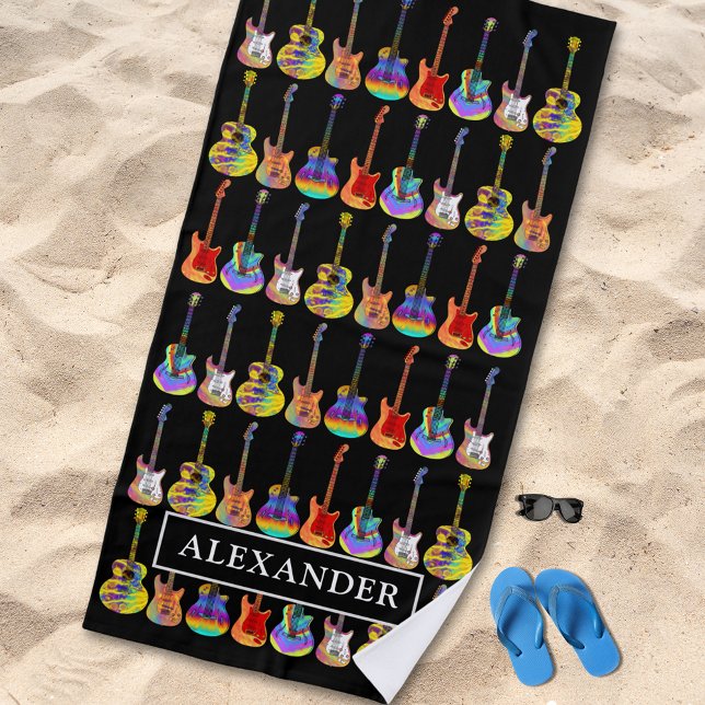 Serviette De Plage Motif de guitare personnalisé (Colorful funky guitar pattern on black personalized name beach towel for guitarist musician  )