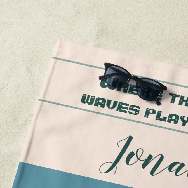 Serviette De Plage Motif de plage abstraite Vagues Lignes Sable bleu  (En situation)