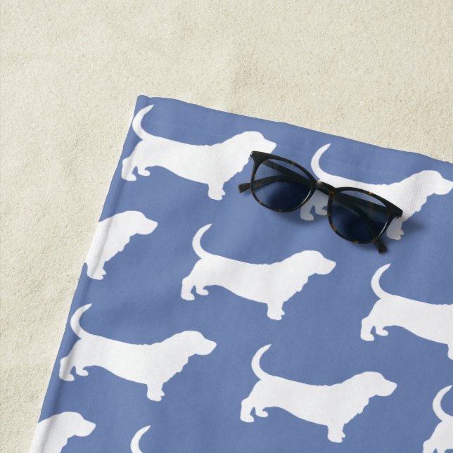 Serviette De Plage Motif de silhouettes Basset Hound (En situation)