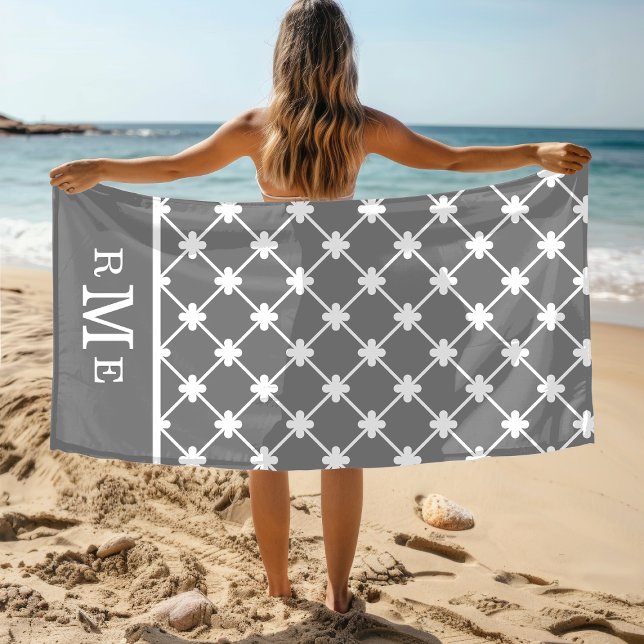 Serviette De Plage Motif géométrique gris monogramme blanc | modifiab (Créateur téléchargé)
