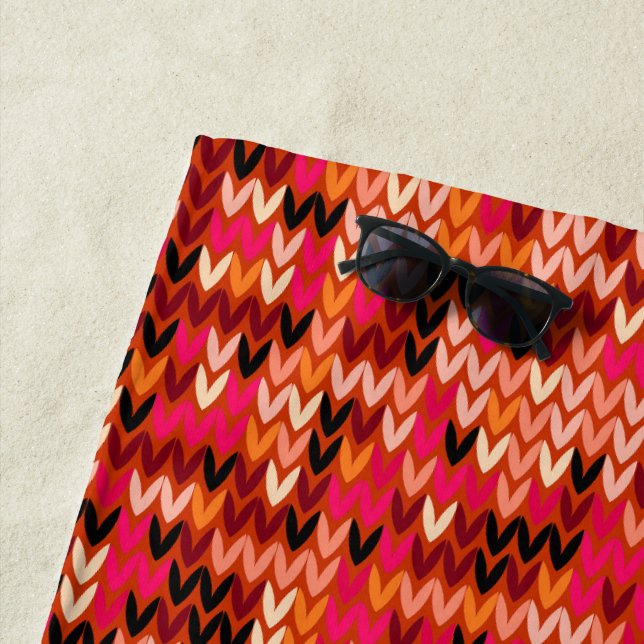 Serviette De Plage Motif scandinave abstrait vêtu à l'ombre rouge (En situation)