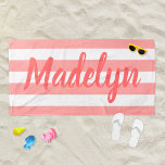 Serviette De Plage Nom du script trié de corail personnalisé<br><div class="desc">Le design personnalisé des serviettes de plage comprend du texte personnalisé dans un script de corail moderne qui peut être personnalisé avec un prénom ou un nom de famille contre un motif de rayures blanches sur un arrière - plan rose vif. Les couleurs et le style de police peuvent être...</div>