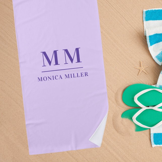 Serviette De Plage Nom initial du monogramme violet de lavande (Créateur téléchargé)