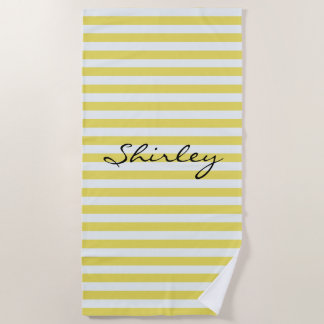Serviette De Plage Pale Gold et White Stripes par Shirley Taylor