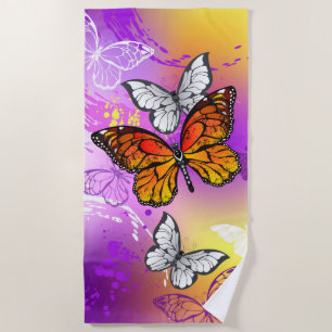 Serviette De Plage Papillons Monarque sur Arrière - plan pourpre