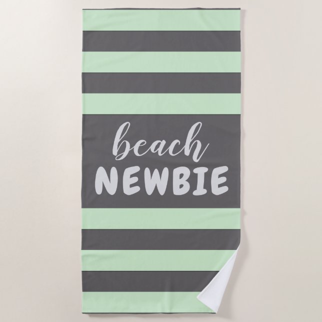 Serviette De Plage Pastel Green Stripes Texte personnalisé Plage NEWB (Devant)