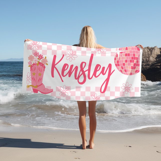Serviette de plage personnalisée Retro Disco (retro disco cowgirl personalized beach towel, checker beach towel pink disco ball with boot )
