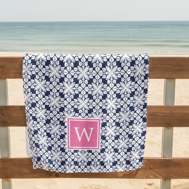 Serviette De Plage Pink & Navy Hawaiian Pattern Monogram (Créateur téléchargé)