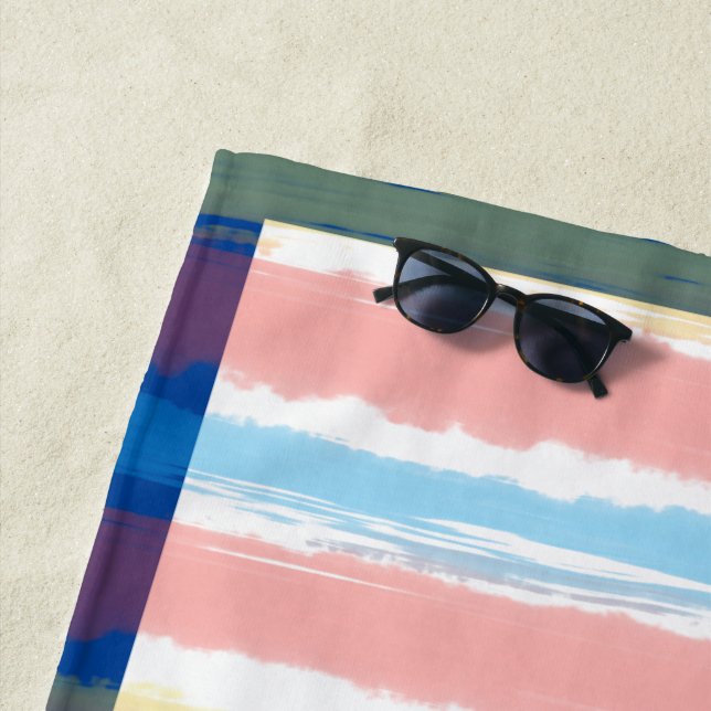 Serviette De Plage Rayures pastel rose bleu jaune (En situation)