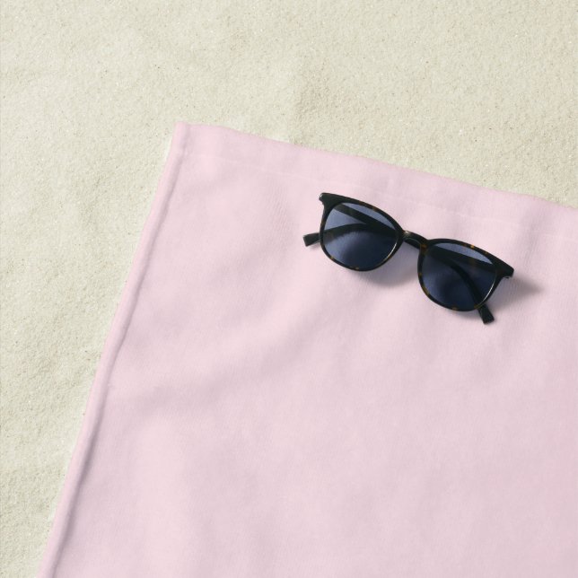 Serviette De Plage Rose pastel uni  (En situation)