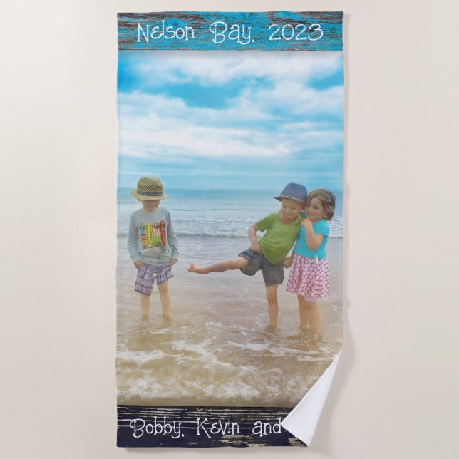 Serviette De Plage Rustic Blue White Beach Wood Text Photo Frame (Devant)