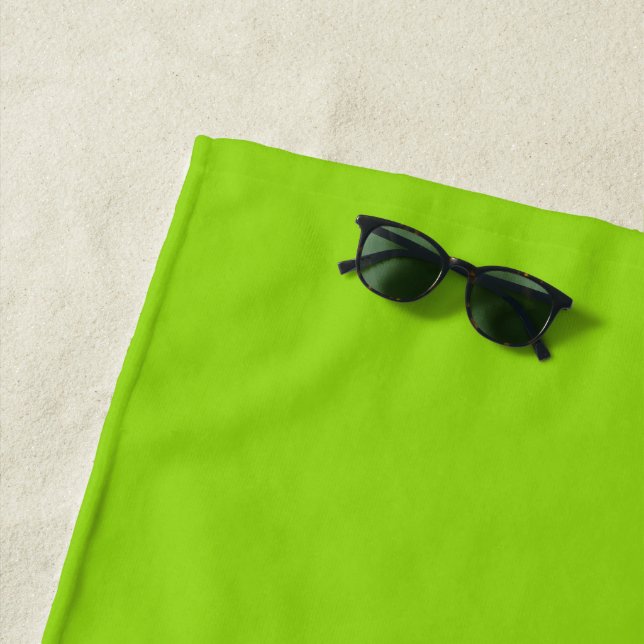 Serviette De Plage Simple vert uni (En situation)