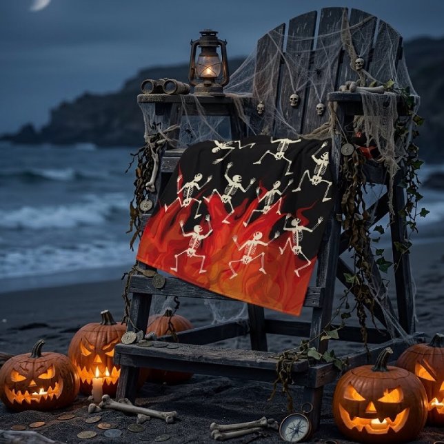 Serviette De Plage Squelettes dansants en flammes pour Halloween (Créateur téléchargé)