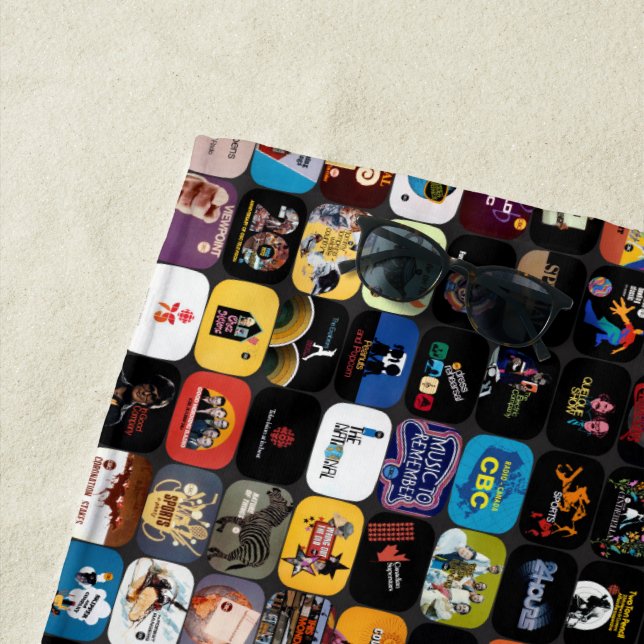 Serviette De Plage SRC Logos & Graphiques Collage Beach Towel (En situation)