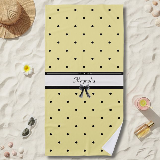 Serviette De Plage Sunshine Yellow Chic Summer Vacation Beach Towel (Sunny vibes only! Bright yellow & polka dots to make your beach spot easy to find.)