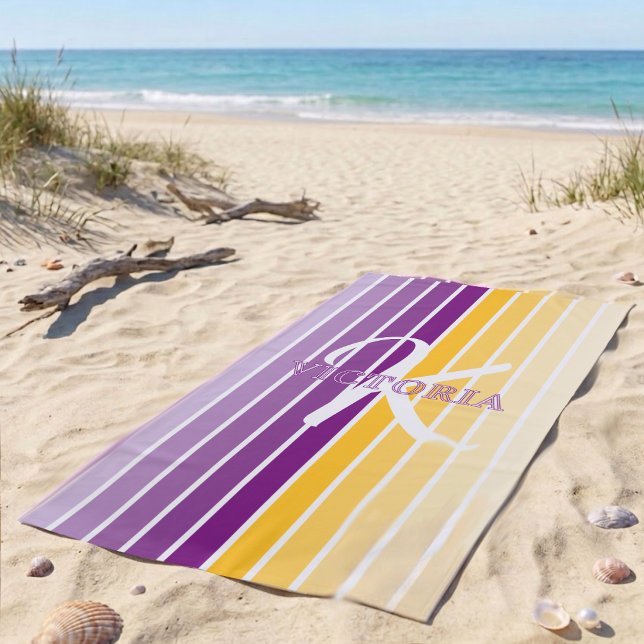 Serviette De Plage Tendance Violet et Jaune Rayures Monogramme Nom (Créateur téléchargé)