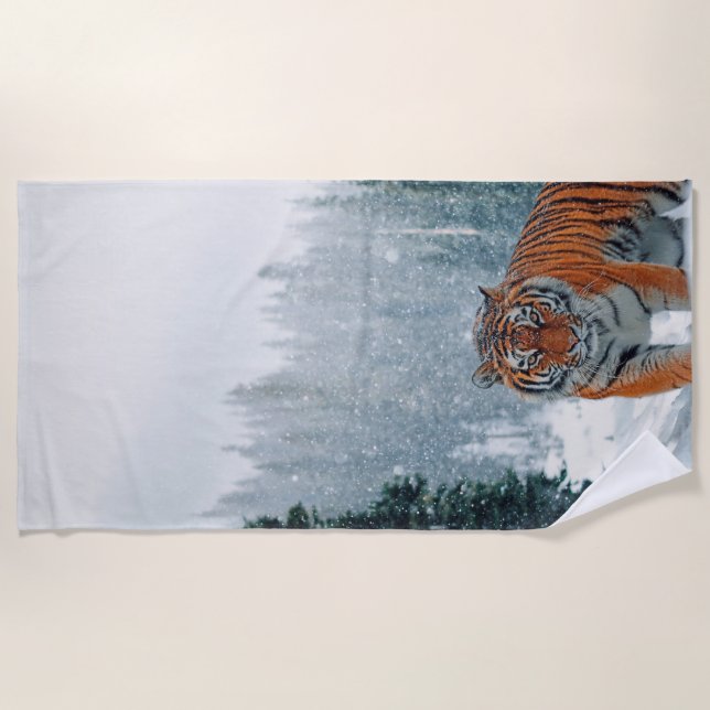 Serviette De Plage tigre dans la neige (Devant)
