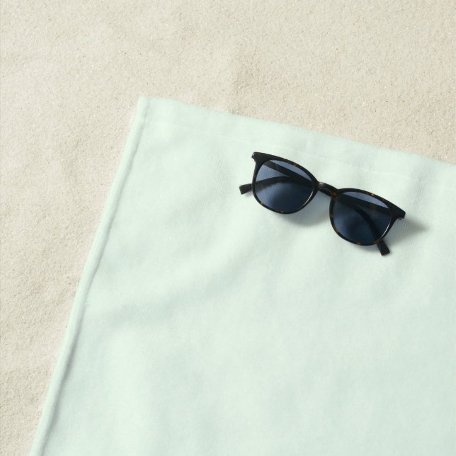 Serviette De Plage Turquoise Vert Doux Blanc Pastel Couleur Uni (En situation)