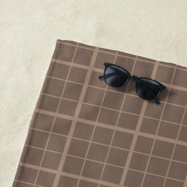 Serviette De Plage Vérification de la fenêtre de ton de terre marron (En situation)