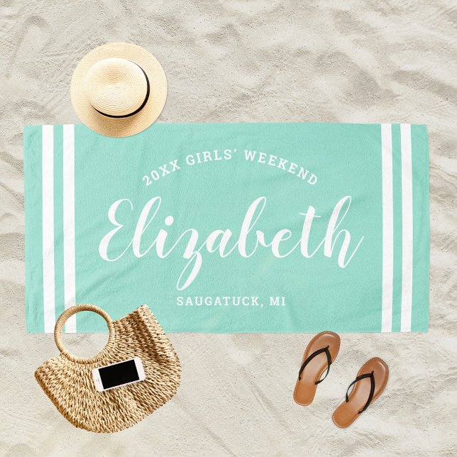 Serviette De Plage Week-end de filles Aqua Blue avec monogramme perso (Créateur téléchargé)