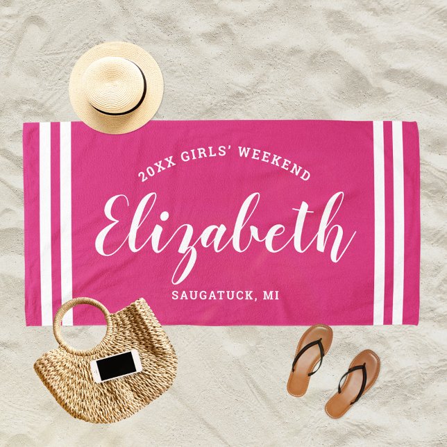 Serviette De Plage Week-end entre filles rose magenta avec monogramme (Créateur téléchargé)