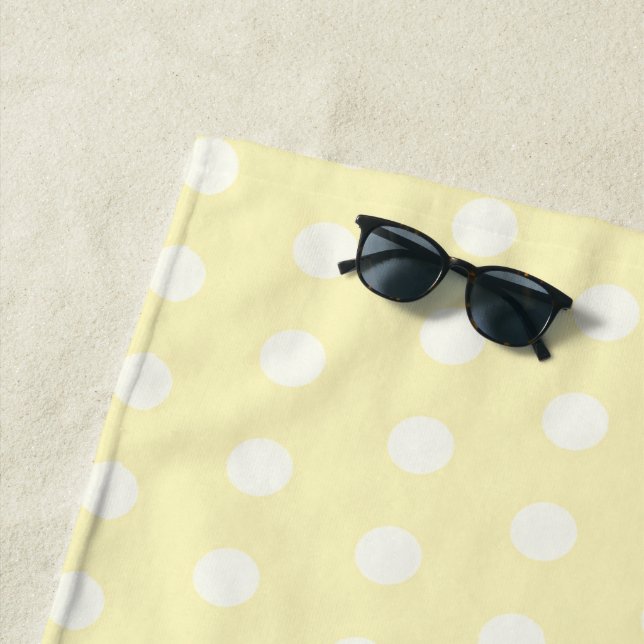 Serviette De Plage Yellow Poka Dots (En situation)