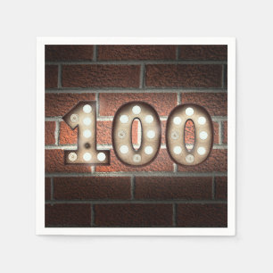 Serviette En Papier 100e anniversaire marque marquee sur mur en brique