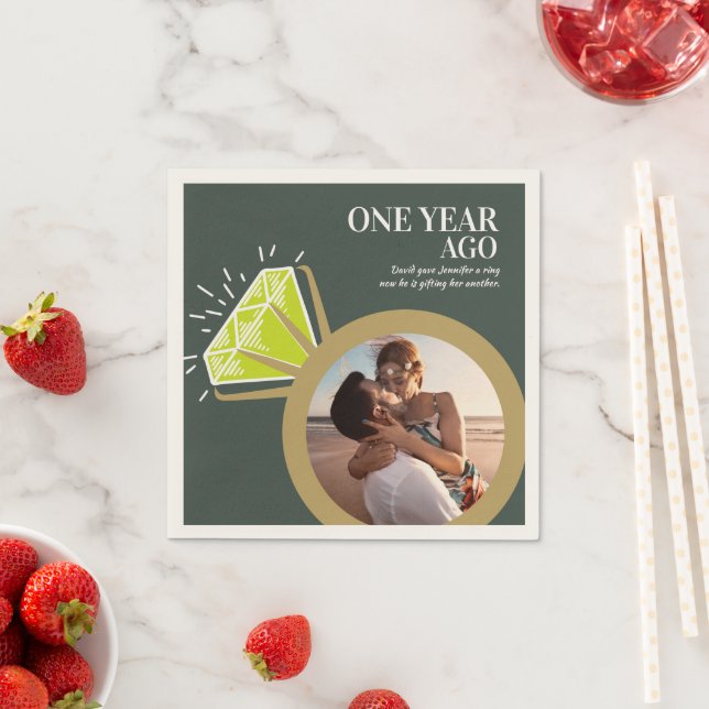 Serviette En Papier 1er anniversaire de fête Péridot anneau photo vert (En situation)